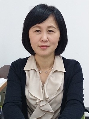 黃惠玲 教授照片